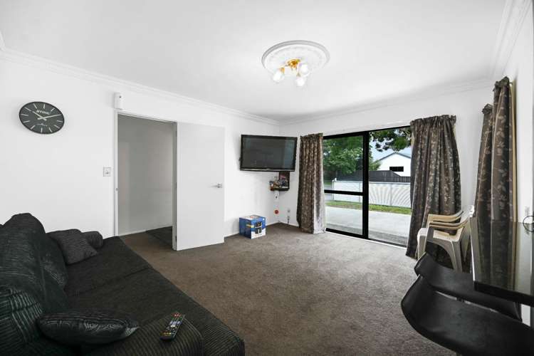 54 Ashurst Avenue 1136_6