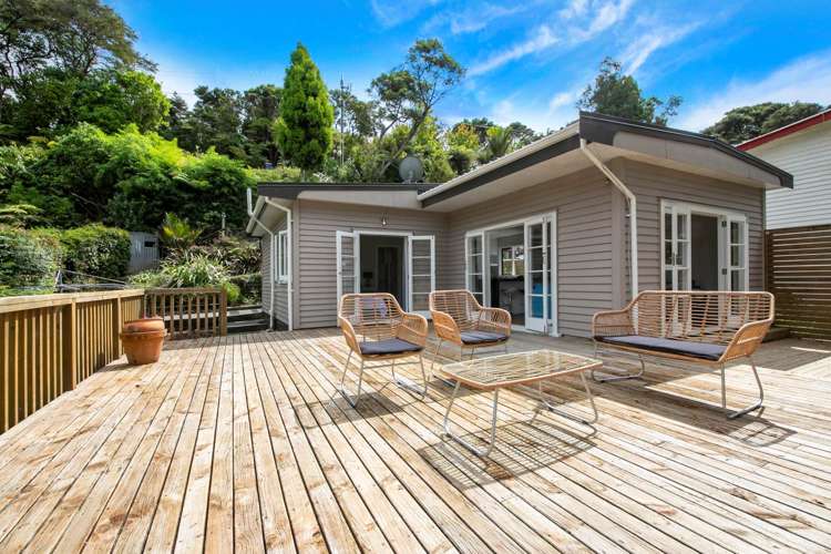 65 Takahe Road Titirangi_0