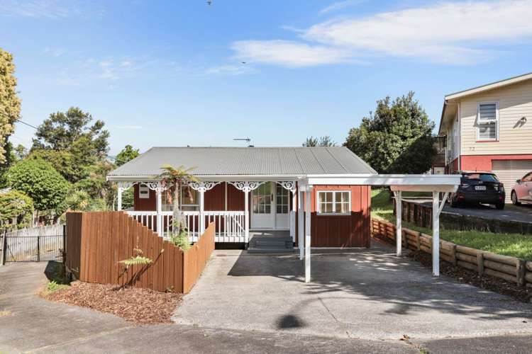 1/70 Mcleod Road Te Atatu South_0