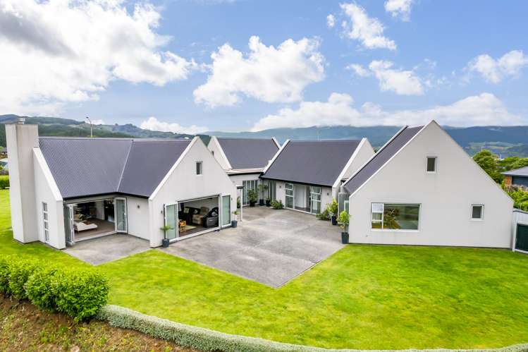 71 Kirton Drive Riverstone Terraces_18