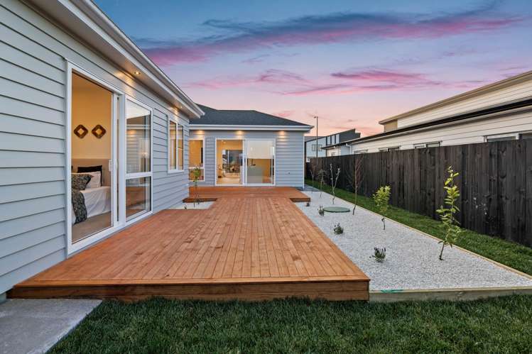 97 Parish Drive Milldale_3