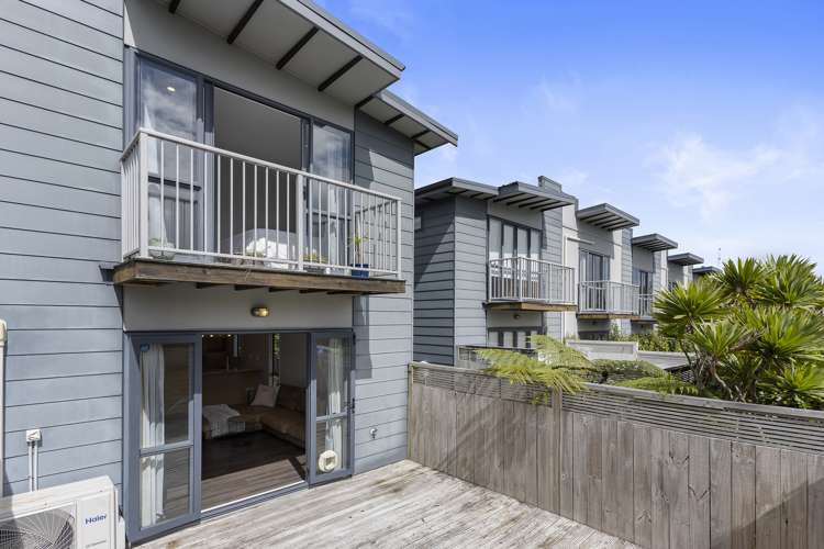 29/8 Soljak Place Mount Albert_7