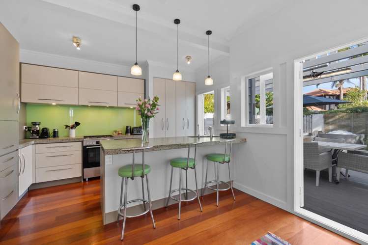 3 Braemar Terrace Mount Albert_14