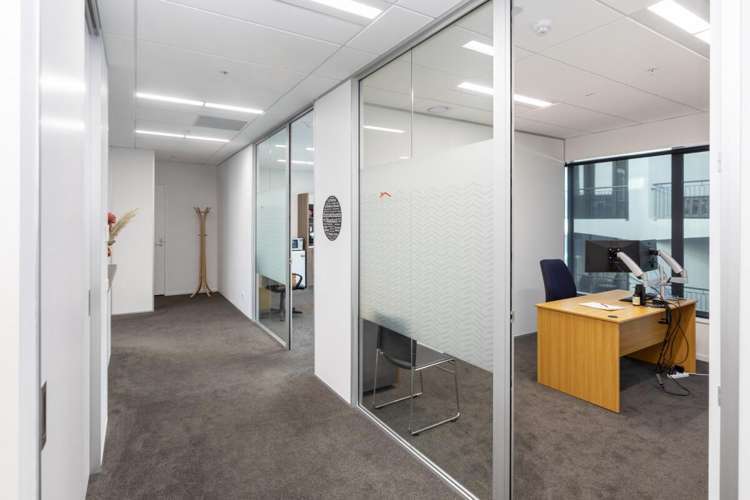 Units 5 & 6 71 Gloucester Street City Centre_13