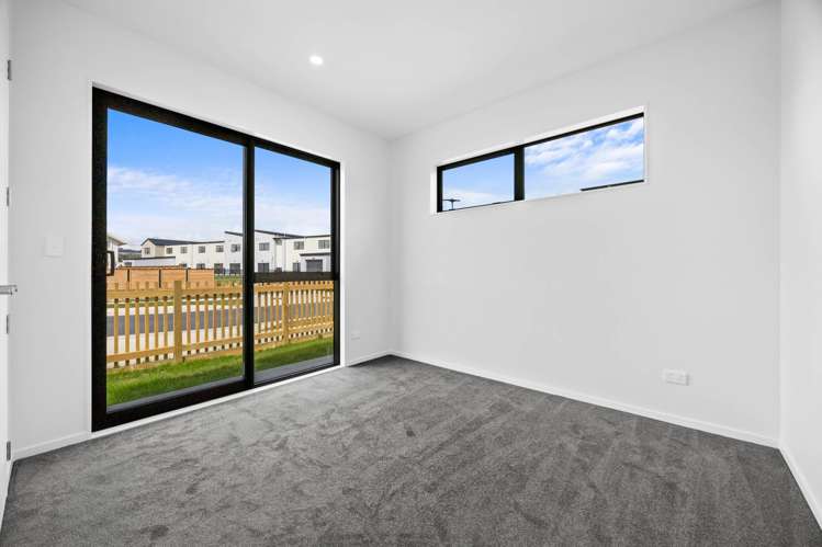 21 Tuwai Crescent Opaheke_9