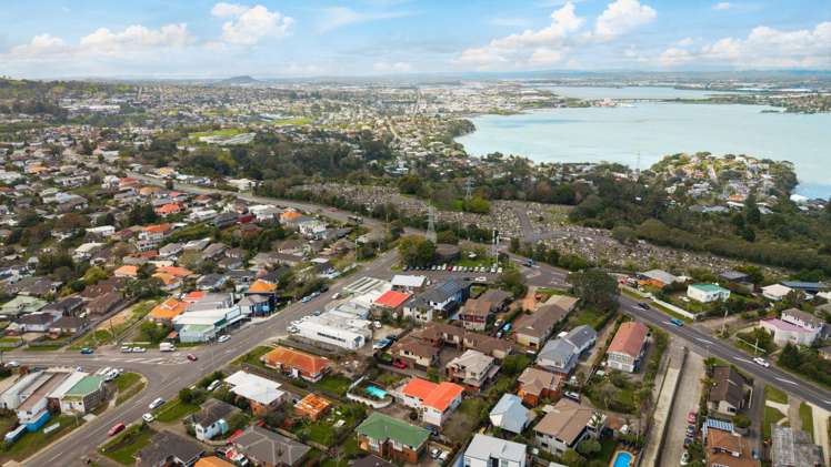 705 Richardson Road Mount Roskill_36