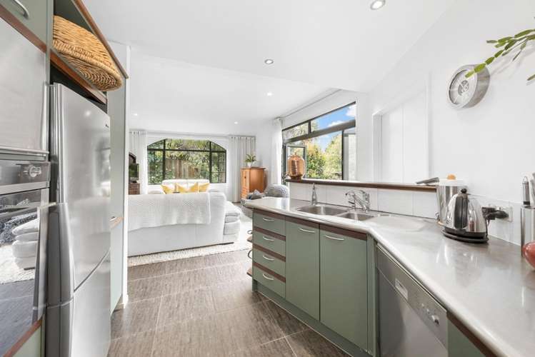 2/8 Tui Glen Road Birkenhead_10