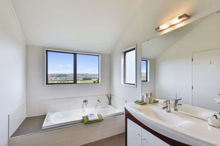 192 West Road Brookby_23