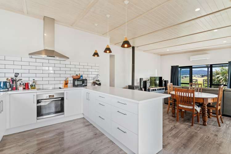 31 Takitimu Avenue Te Anau_11