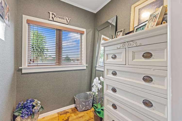 27 Landview Road Parkvale_12