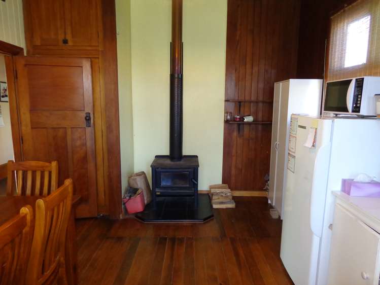 10 King Street Chertsey_6