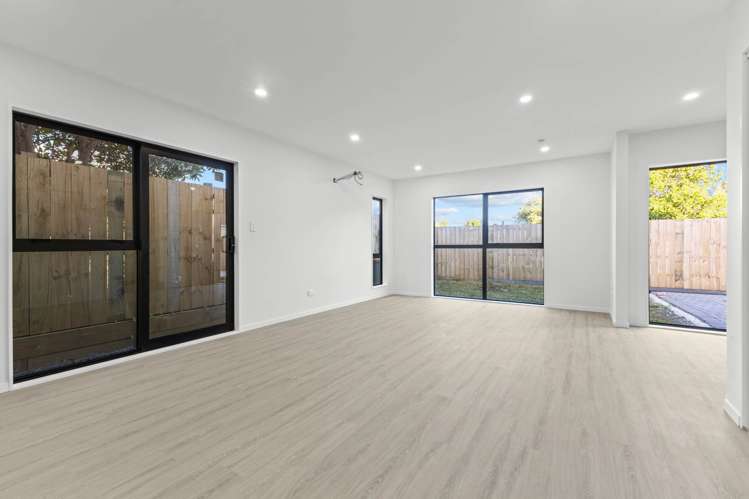 Lot 2/20 Beaumonts Way Manurewa_10