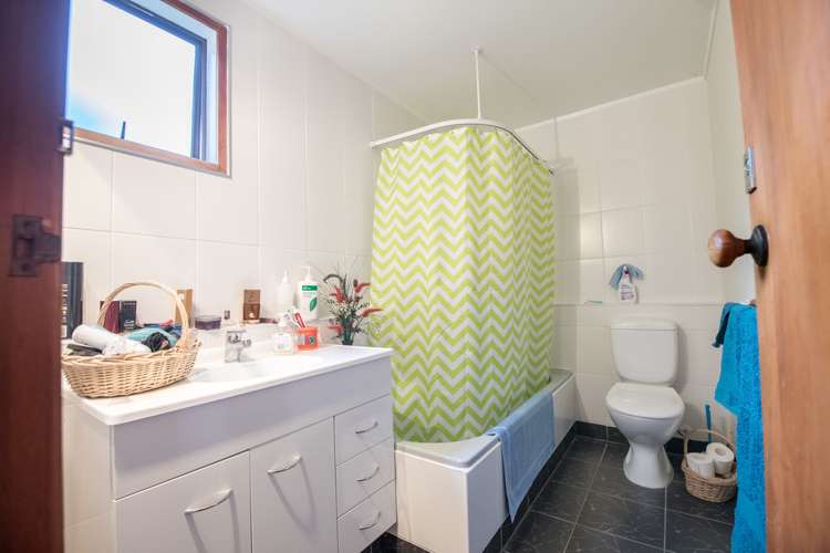 60 Rosamund Avenue New Windsor_14