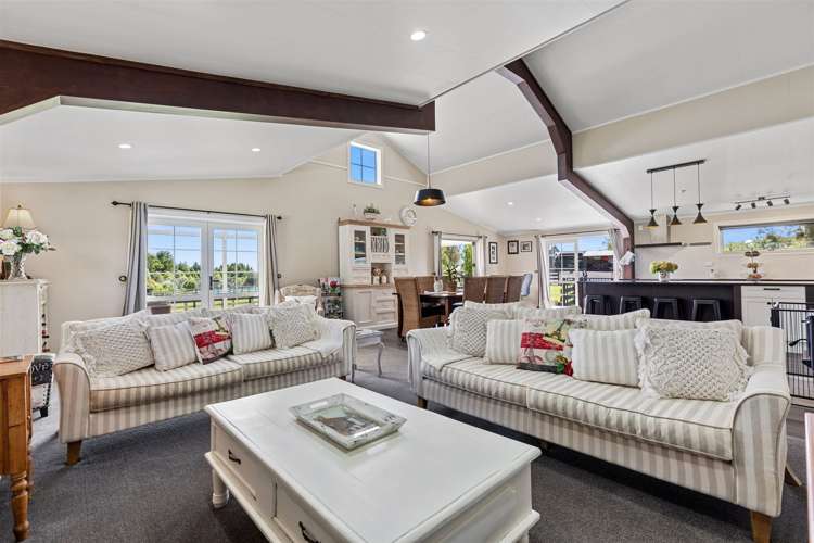 11 Sarona Park Drive Kaimai_4