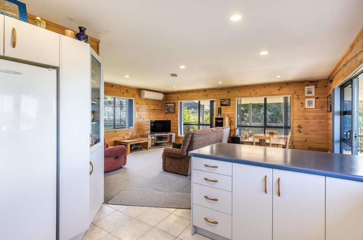 2 Ngati Parekaawa Drive Kuratau_13