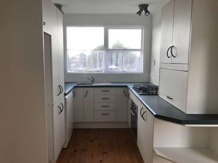 43 Pupuke Road Birkenhead_5