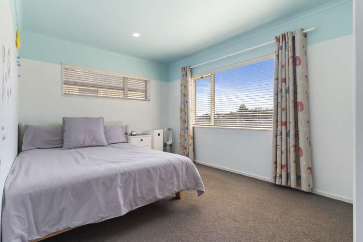 392 Ormiston Road Flat Bush_12