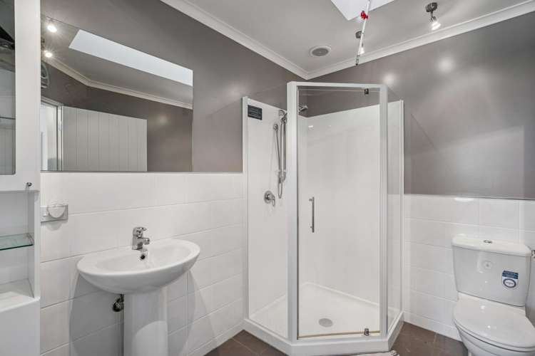 9 Hector Close Kingston_19