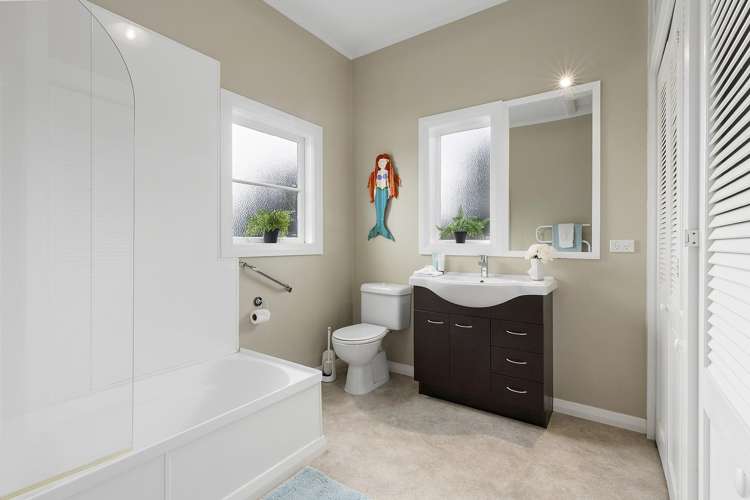 97a Matatiro Street Titahi Bay_15