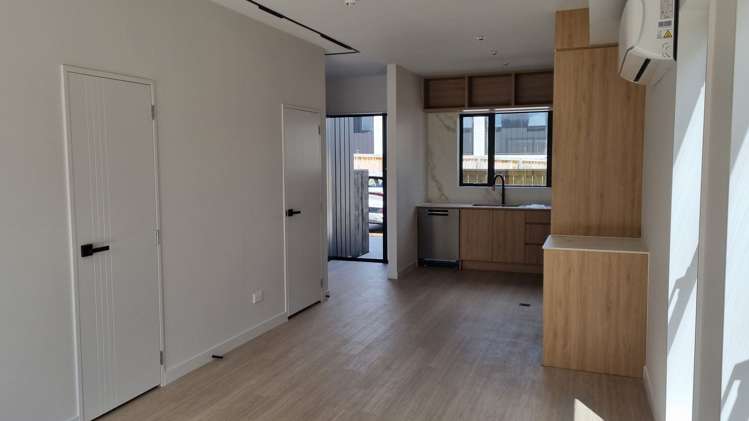 5/25 Titoki Street Te Atatu Peninsula_4