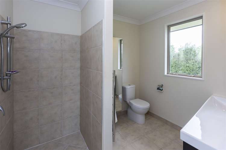 575 Oxford Road Fernside_9