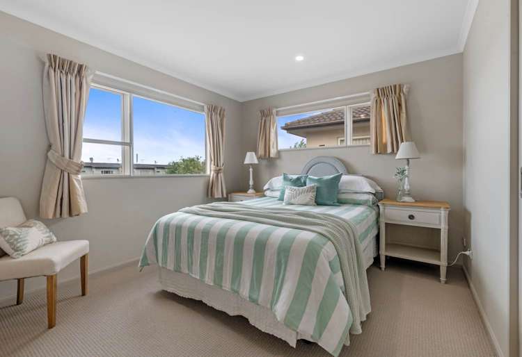 22 Mandival Avenue Flat Bush_11