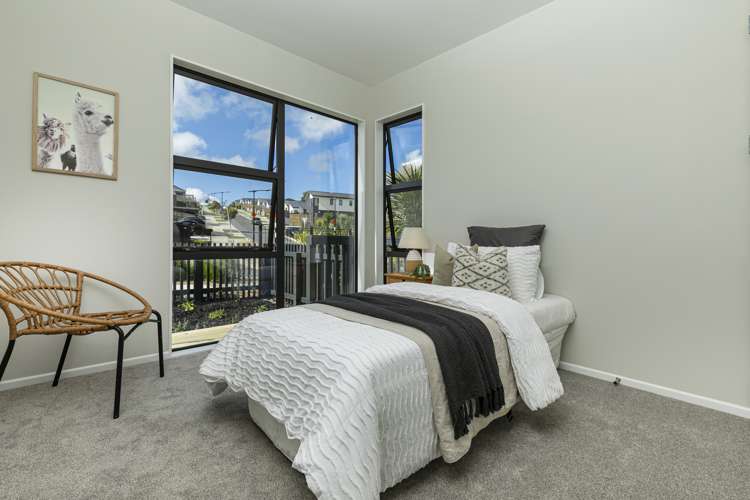 36 Taiororua Avenue Massey_10