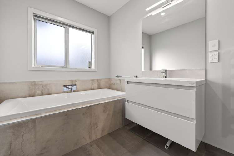 3 Magnolia Lane Kelvin Grove_30