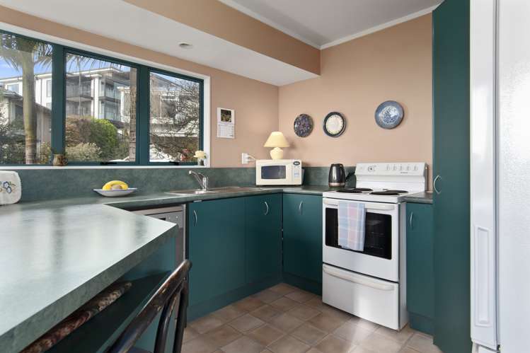 76b Sutherland Road Brookfield_4