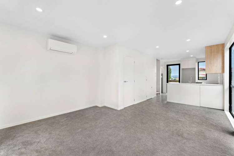 2/300 Great North Road Henderson_20