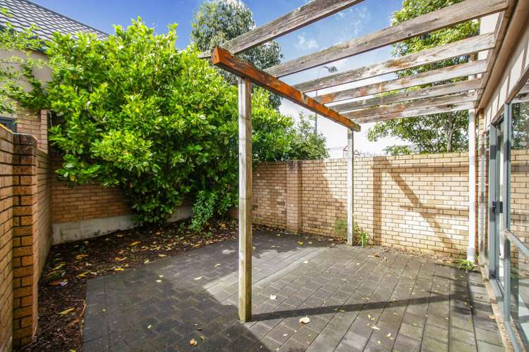 12/1 Melview Place New Lynn_32