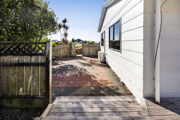 7 Swansea Road Stratford_31