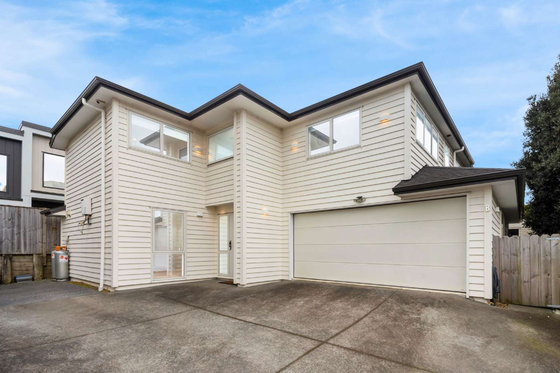14B Coniston Avenue Te Atatu South_0