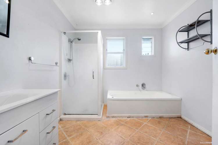 22 Adams Road Manurewa_7