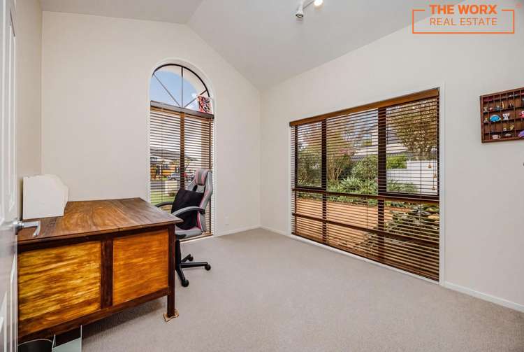 22 Gillard Place Eastern Beach_10