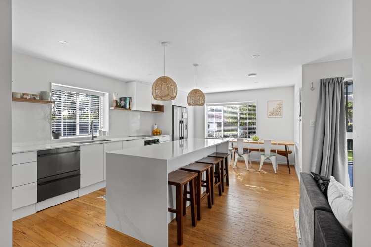 40 Walton Street Red Beach_5