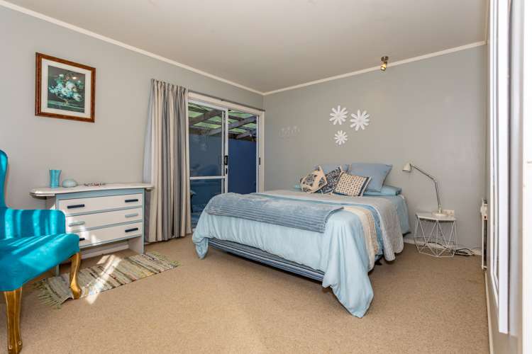 2 Aputa Avenue, Thames Coast Te Puru_10