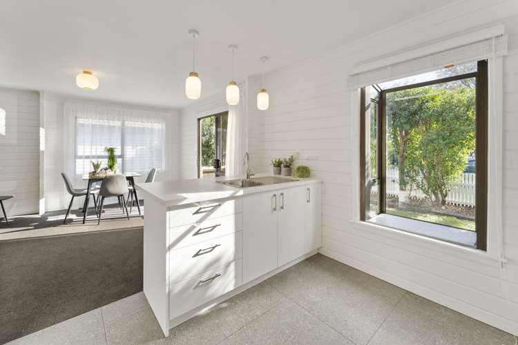 2/7 Green Street Tahunanui_5