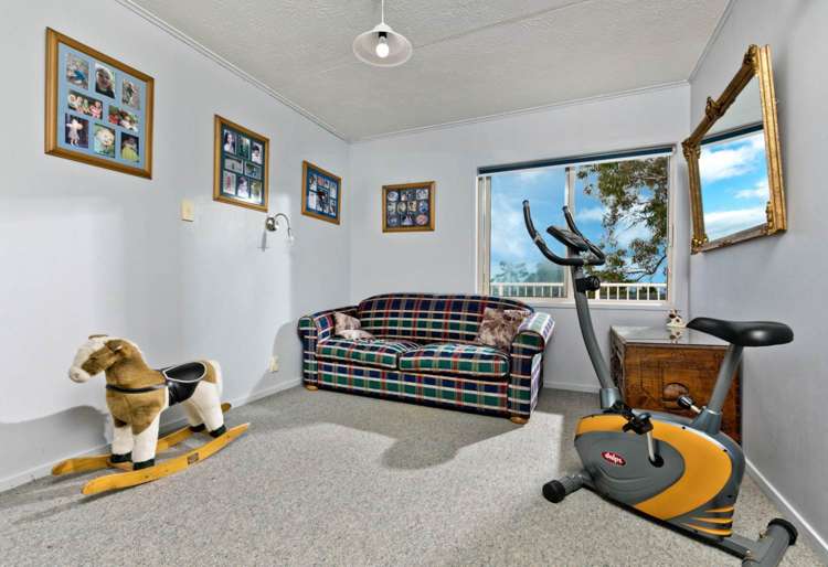 3 Dalmeny Close Murrays Bay_17