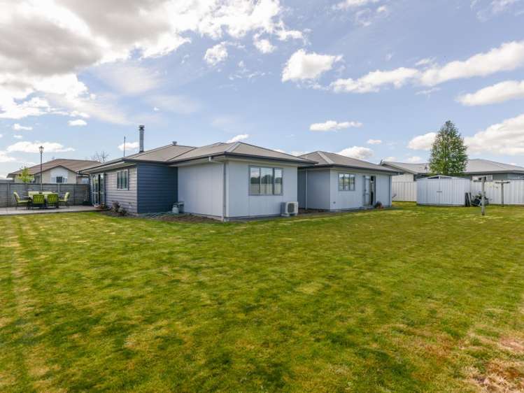 6 Highgrove Place Waipukurau and Surrounds_16