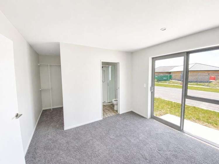 14 Silverstone Loop Rolleston_6