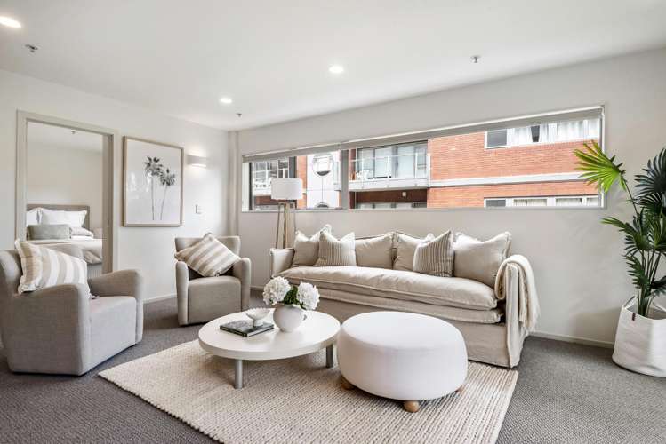 4 Wagener Place Mount Albert_10