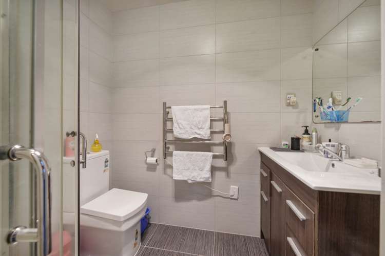 28/92 Bush Road Albany_12