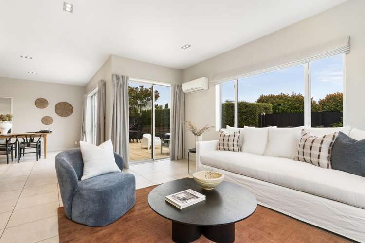 3 Leabridge Mews Harewood_4