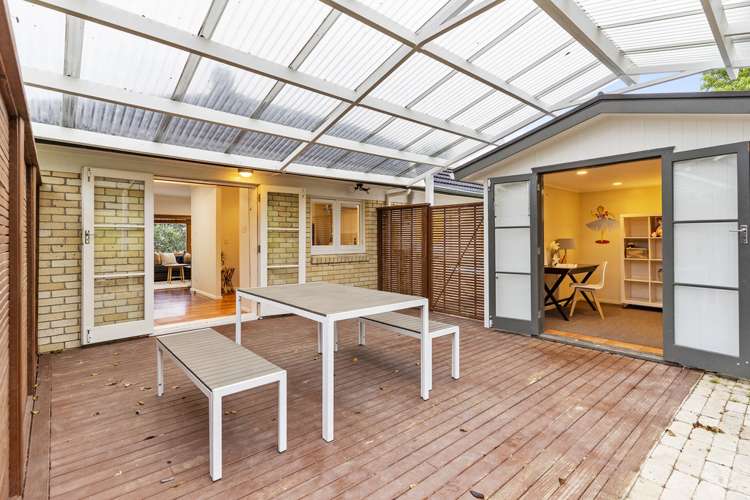 47 Seacliffe Road Hillsborough_12