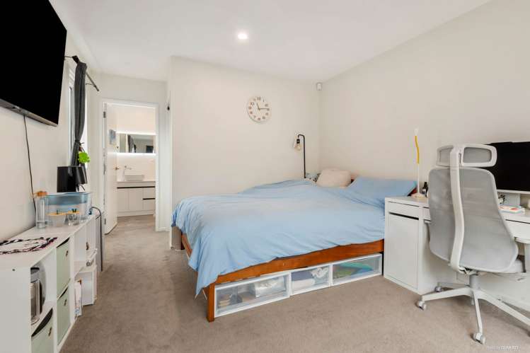 14B Coniston Avenue Te Atatu South_11