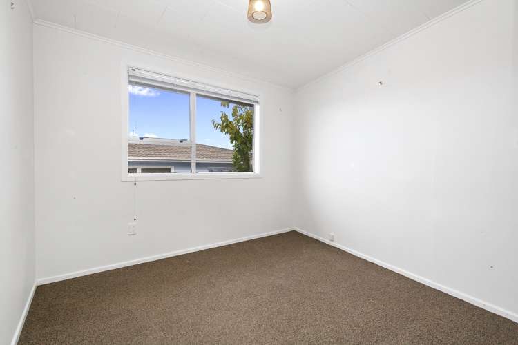 252 Dowse Drive Maungaraki_13