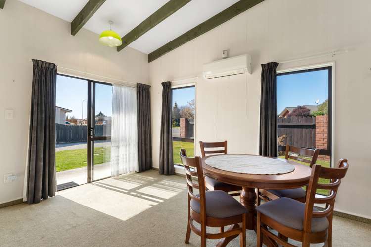 1/40 Burleigh Road Redwoodtown_16