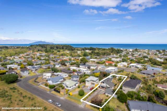 18 Robert Mckeen Street Otaki Beach_2