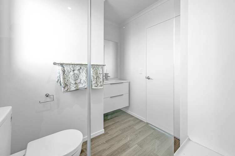 1845 Thongcaster Road Oxford_23